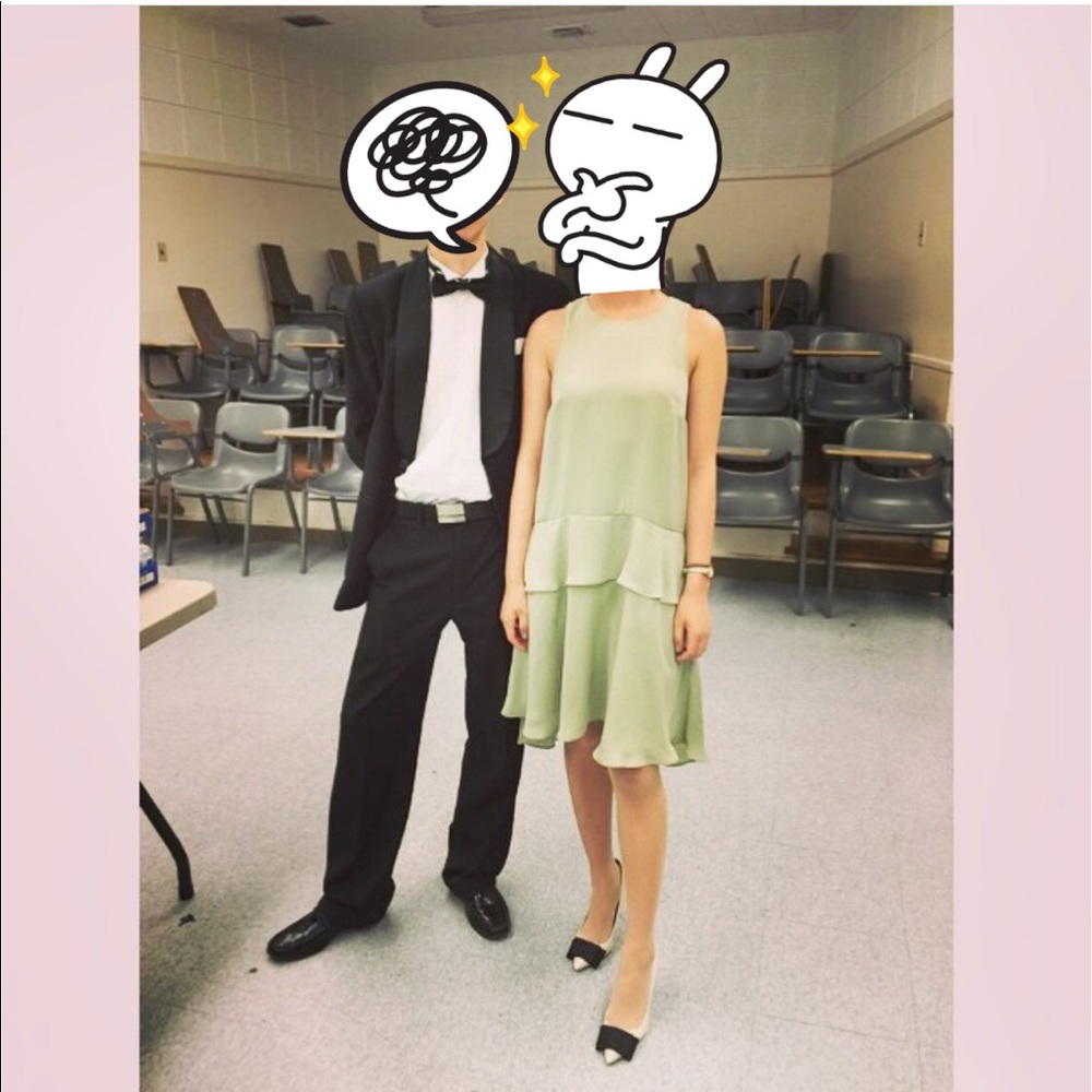 Pistachio green silk dress, club Monaco